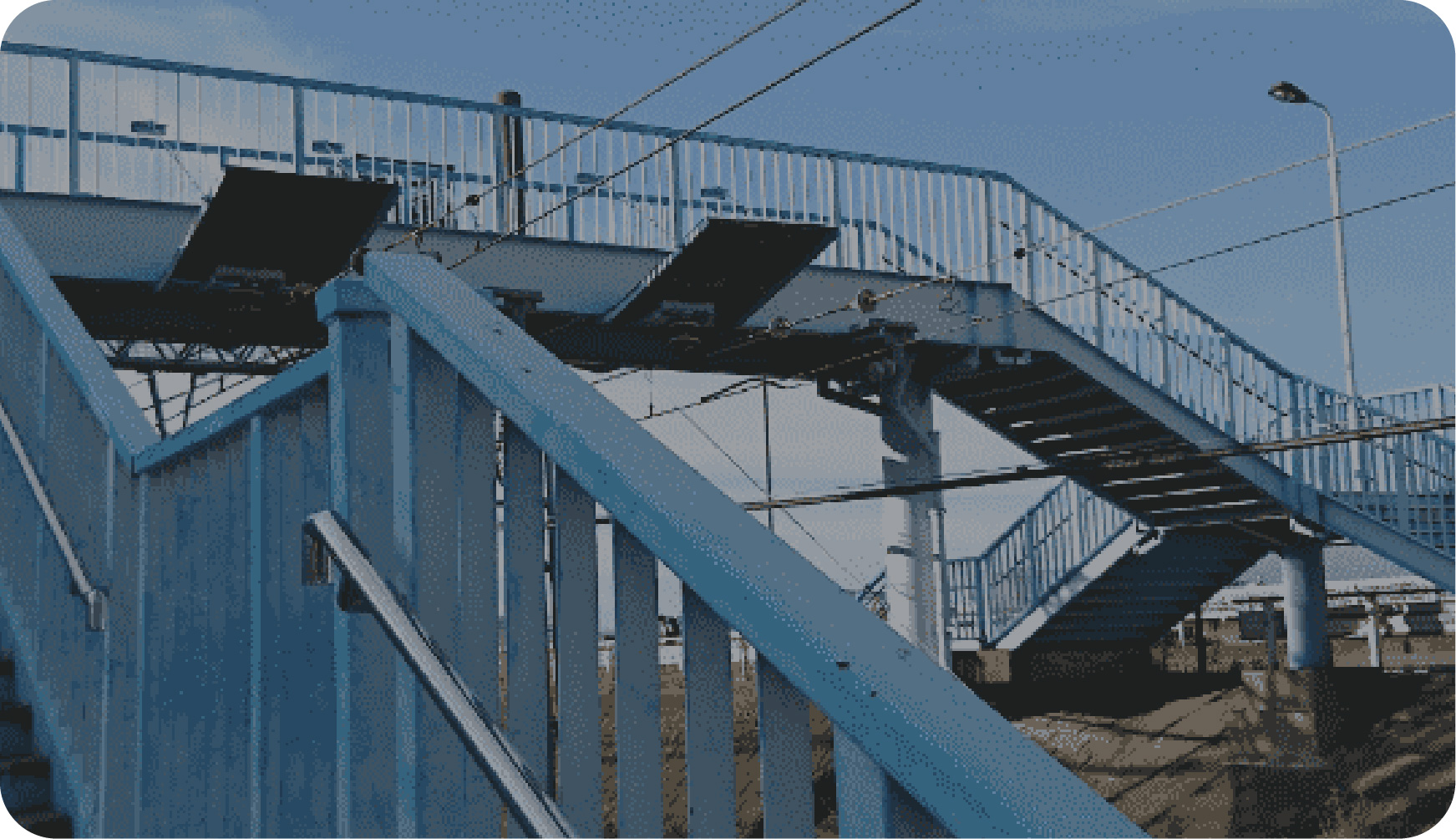 歩道橋基礎を撤去したい